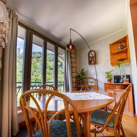 Bed and Breakfast Sa Domo E Giuanne E Giuanna Боза Екстер'єр фото
