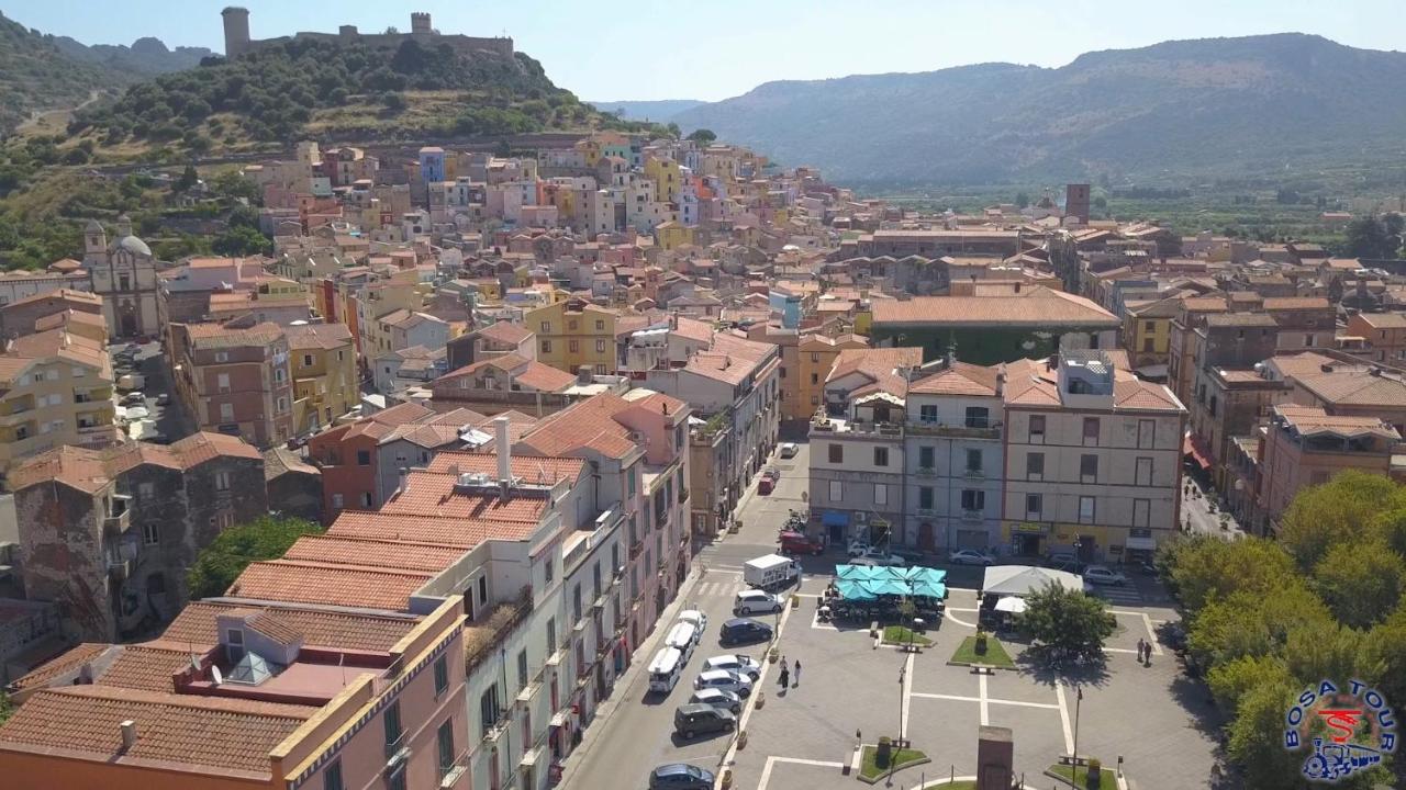 Bed and Breakfast Sa Domo E Giuanne E Giuanna Боза Екстер'єр фото